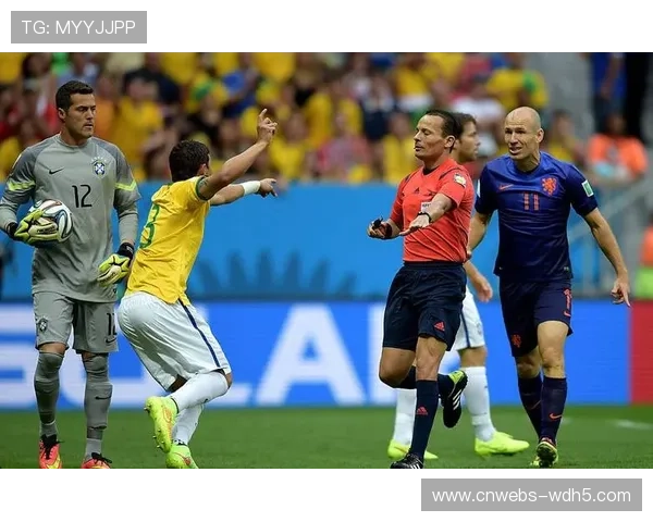 多特蒙德进攻火力依旧强劲但防守隐患频现制约球队整体稳定发挥